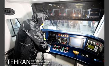 عملیات ضدعفونی کردن مترو تهران 19