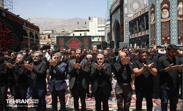 عزاداری ظهر عاشورا در امامزاده صالح (ع) 5