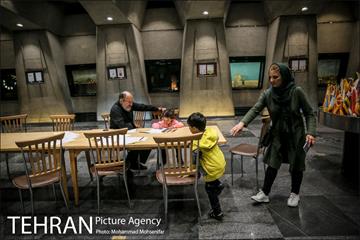 روز جهانی کودک در برج آزادی 1