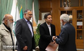 تقدیر از رتبه دوم کنکور 14