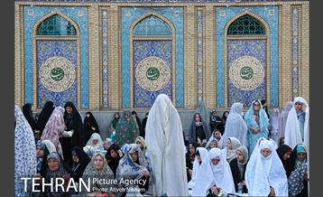 اقامه نماز عید فطر امامزاده صالح 13