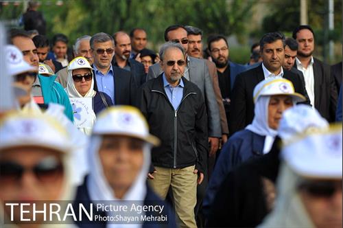 پیاده روی و گردهمایی سالمندان با حضور شهردار تهران 6