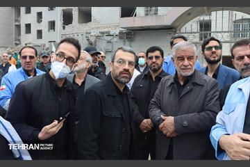 بازدید نمایندگان مجلس از نقاط آسیب دیده از جنگ در منطقه۴ 8