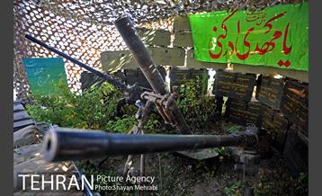 نمایشگاه دفاع مقدس در میدان بهارستان 42