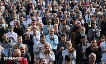 اقامه نماز عید فطر در حرم حضرت عبدالعظیم حسنی(ع) 7