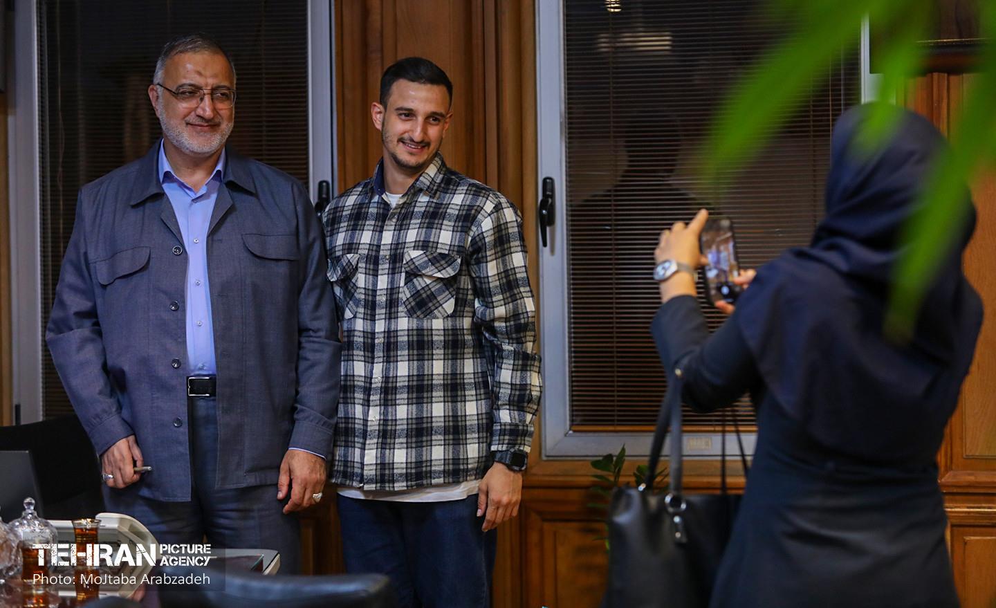 دیدار مردمی شهردار تهران با اهالی منطقه 9