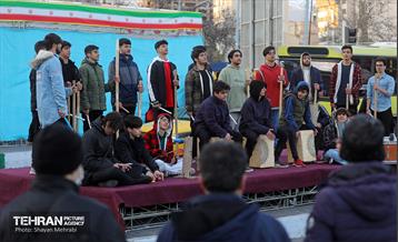 ویژه برنامه گروه نسل جدید در میدان ونک  33