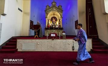 مراسم عشای‌ربانی در اولین روز سال نو میلادی  6