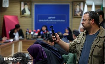 نشست خبری مدیرعامل سازمان مدیریت و نظارت بر تاکسیرانی شهر تهران 19