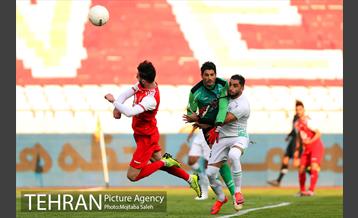 دیدار تیم های فوتبال پرسپولیس و ذوب آهن 13