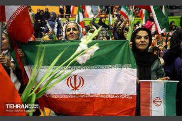 مراسم تجلیل از کشتی‌گیران قهرمان (جشنی برای ایران)  35