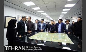 بازدید شهردار تهران از موزه نقشه تهران 14