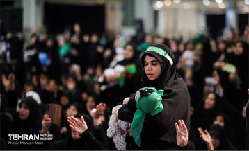 مراسم شیرخوارگان حسینی در مصلای تهران 7