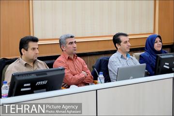 برگزاری کلاس های "خدمات و میزبان" ویژه نیروهای خدماتی مناطق شهرداری تهران 2 16