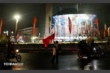 کاروان‌ موتوری و خودرویی از میدان انقلاب تا ساختمان هلال احمر تهران 24