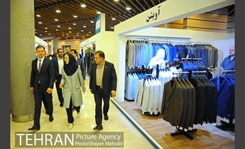 بازدید شهردار بلگراد از نمایشگاه زنان و تولید ملی 5