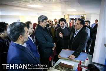 حضور پیروز حناچی در کتابخانه گردی الهام فخاری 9