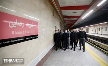 بازدید اعضای کمسیون حمل و نقل شورای اسلامی شهر از ایستگاه مترو شهید رضایی 28