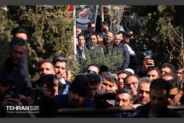 تشییع پیکر شهید آتش‌نشان «قریب رضا دارابی» -1 8