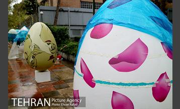 جشنواره تخم مرغ های رنگی در پارک لاله 1