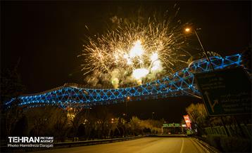 نورافشانی نوروزی در پل طبیعت  4