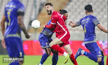 دیدار تیم های فوتبال پرسپولیس و گل گهر سیرجان 22