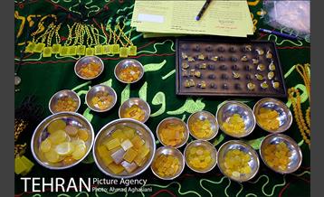 شرف شمس در بازار شهرری‎ 1