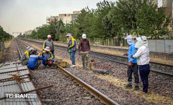 عملیات جمع آوری ریل‌ها و شاسی گذاری در حریم راه آهن تهران اهواز 5