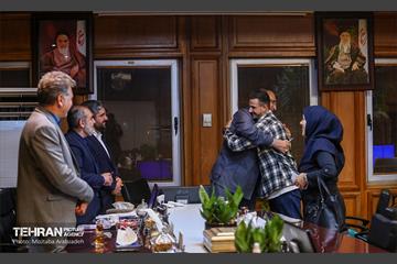دیدار مردمی شهردار تهران با اهالی منطقه 9