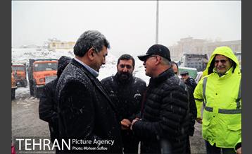بازدید شهردار تهران از ستاد برف روبی شهرداری منطقه شش 13