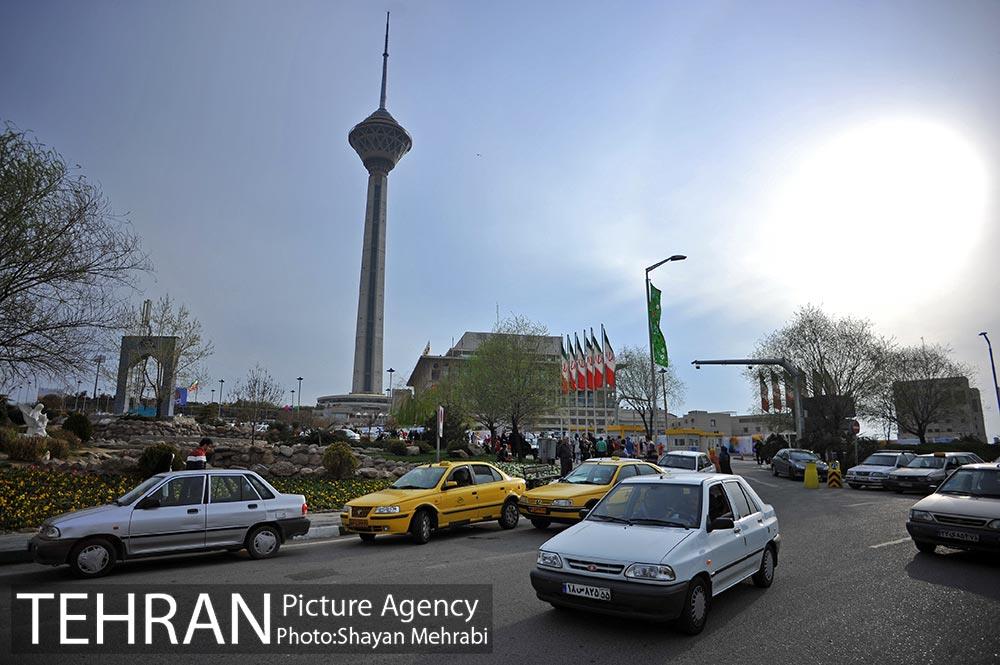 عکس از داخل برج میلاد تهران