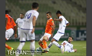 دیدار سایپا و گسترش فولاد در لیگ برتر فوتبال 24