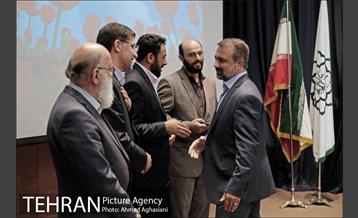 مراسم یادبود ایثارگران و شهدای حرم شهرداری تهران 31