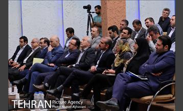 رونمایی از سرویس های هوشمند شهرسازی در «تهران من» 25