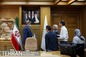 دیدار شهردار تهران با جمعی از کارآفرینان و فعالان اقتصادی 18