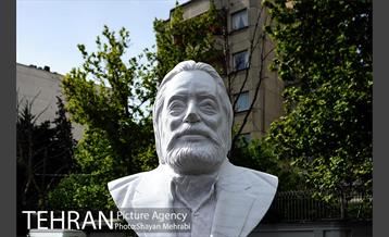 نامگذاری خیابان و رونمایی از سردیس جمشید مشایخی با حضور شهردار تهران 21