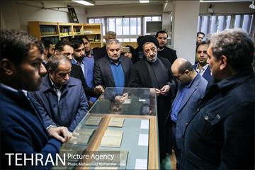 حضور پیروز حناچی در کتابخانه گردی الهام فخاری 3