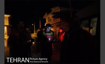 تخلیه آب از منازل مسکونی شهر آق قلا 35