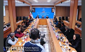 نشست صمیمانه رئیس مرکز ارتباطات شهرداری تهران با اصحاب رسانه 4