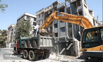 بازسازی واحدهای آسیب‌دیده در منطقه 8 6