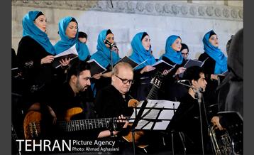 سمفونی ایثار و مقاومت در میدان مشق 17