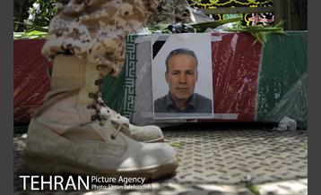 تشییع پیکر شهدای حادثه تروریستی تهران 9