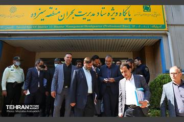 دیدار شهردار تهران با نخبگان منطقه 13