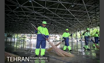 آماده سازی دانشگاه تهران برای نماز جمعه 4