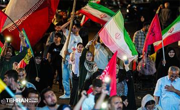 دویست‌وسیزدهمین شب تجمع مردم تهران 10