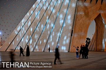 نورپردازی برج آزادی 11