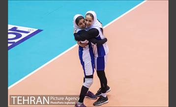 دیدار تیم های والیبال سایپا تهران و سروقامتان بابل 19