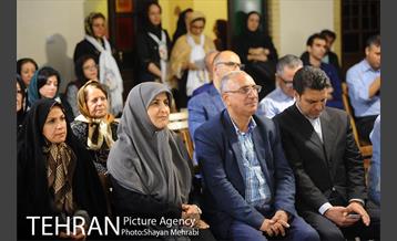 نمایشگاه هنری "فردا در آیینه" 30