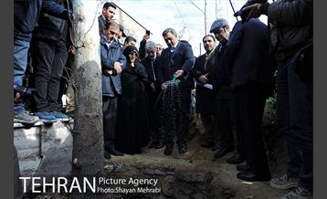 آیین کاشت 40 اصله درخت، به مناسبت چهلمین سالگرد انقلاب اسلامی باحضور شهردار تهران 19