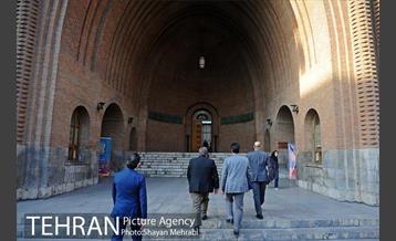 یازدید شهردار مونترال از موزه ملی ایران 1